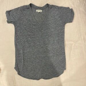 Cloth & Stone Gray V-Neck Top